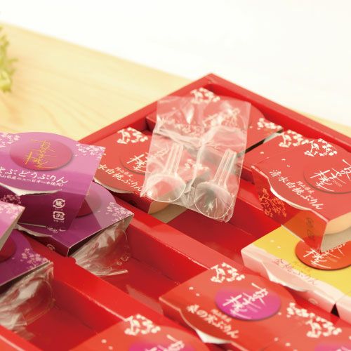 個数分のスプーン